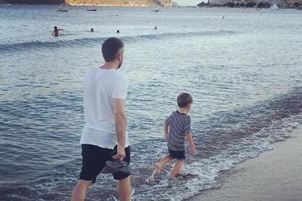 Нашли нового папу? Семья Фриске вновь пытается оспорить отцовство Дмитрия Шепелева Нашли нового папу? Семья Фриске вновь пытается оспорить отцовство Дмитрия Шепелева