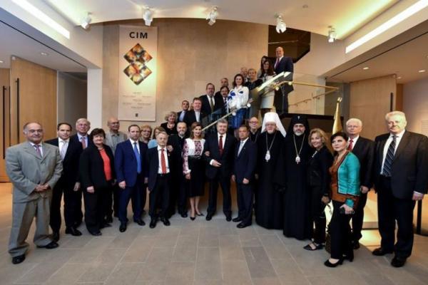 Порошенко встретился с с лидерами украинской общины и представителями крымскотатарских организаций в США Порошенко встретился с с лидерами украинской общины и представителями крымскотатарских организаций в США