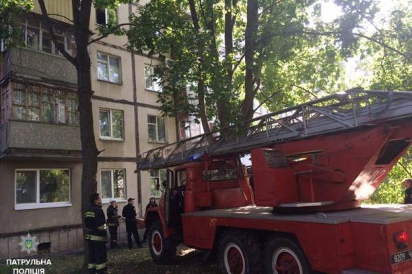 В Полтаве горе-мать оставила 3-летнего сына в смертельной опасности В Полтаве горе-мать оставила 3-летнего сына в смертельной опасности