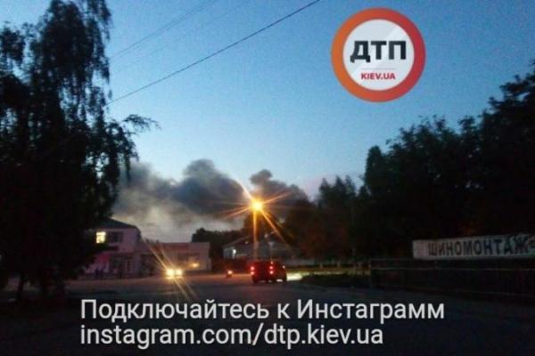 В Белой Церкви начался масштабный пожар: горит завод В Белой Церкви начался масштабный пожар: горит завод