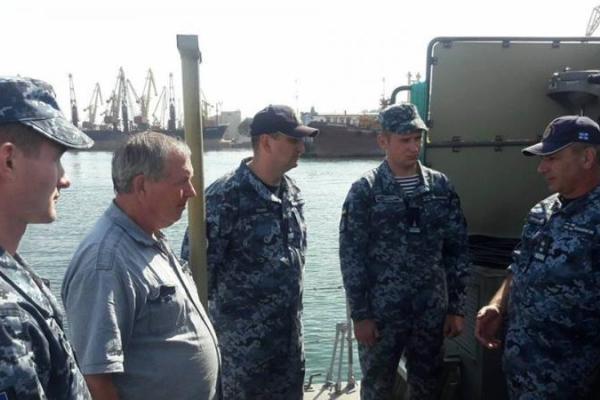 В Одессу прибыли построенные для украинских ВМС малые бронированные артиллерийские катера