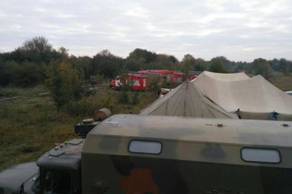 Под Винницей горят и взрываются боеприпасы: в Генштабе уверяют, что химического оружия на складе нет Под Винницей горят и взрываются боеприпасы: в Генштабе уверяют, что химического оружия на складе нет