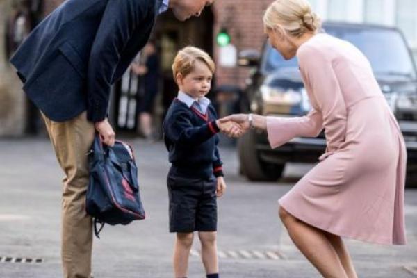 Принцу Джорджу дали фамилию и запретили заводить лучшего друга: первые школьные дни королевского наследника