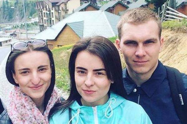 Шестую жертву ДТП на Сумской в Харькове похоронили в свадебном платье Шестую жертву ДТП на Сумской в Харькове похоронили в свадебном платье