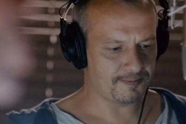 Смерть Дмитрия Марьянова: в сети опубликован разговор диспетчера скорой помощи с другом актера Смерть Дмитрия Марьянова: в сети опубликован разговор диспетчера скорой помощи с другом актера