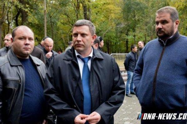 Захарченко и Сурков открыли памятник в Ростове-на-Дону Захарченко и Сурков открыли памятник в Ростове-на-Дону