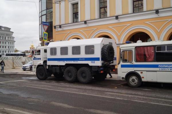 Акция протеста против цензуры в Москве: в сети сообщили о массовых задержаниях активистов Акция протеста против цензуры в Москве: в сети сообщили о массовых задержаниях активистов