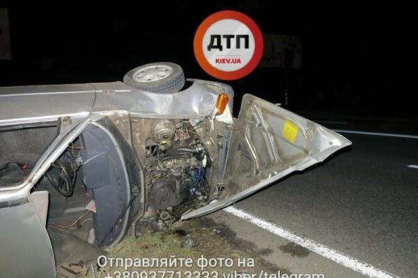 ДТП под Киевом: водитель госпитализирован в критическом состоянии