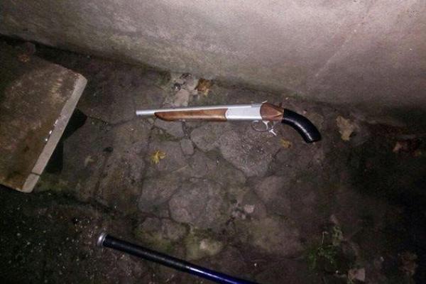 В Одессе задержали неадекватного мужчину, который стрелял из обреза на улице