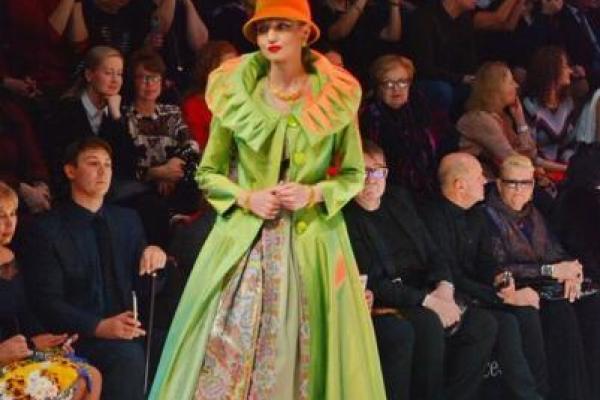 Российская певица после года борьбы с раком вышла на подиум Российская певица после года борьбы с раком вышла на подиум