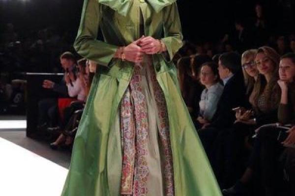 Российская певица после года борьбы с раком вышла на подиум Российская певица после года борьбы с раком вышла на подиум