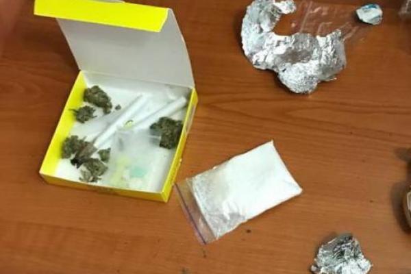 СБУ разоблачила на сбыте наркотиков заммэра Вышгорода, подозреваемого в хищении бюджетных средств СБУ разоблачила на сбыте наркотиков заммэра Вышгорода, подозреваемого в хищении бюджетных средств