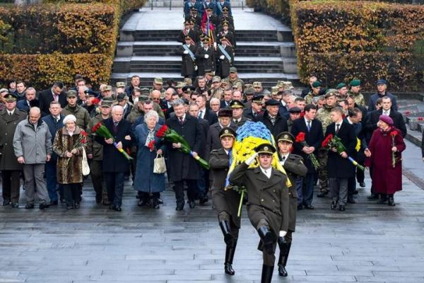 В Украине отмечают 73-ю годовщину освобождения от нацистов В Украине отмечают 73-ю годовщину освобождения от нацистов