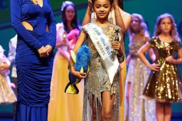 «Маленькой мисс мира-2017» стала 11-летняя украинка «Маленькой мисс мира-2017» стала 11-летняя украинка