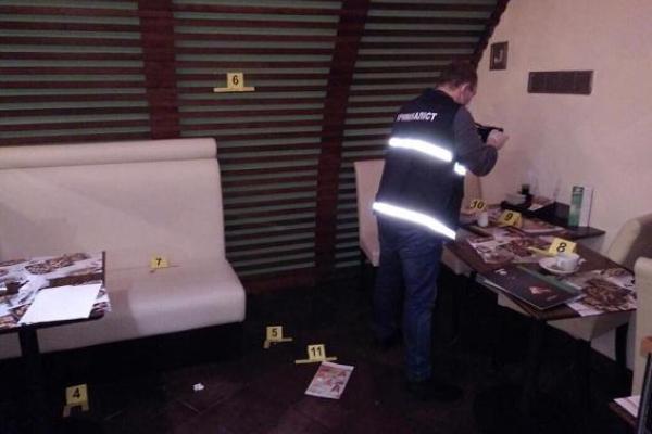 В столичном ресторане мужчине прострелили голову В столичном ресторане мужчине прострелили голову