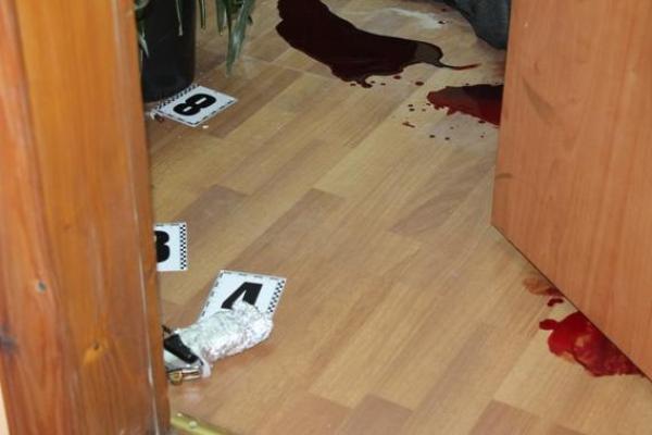 В Ужгороде в собственном кабинете застрелили директора предприятия В Ужгороде в собственном кабинете застрелили директора предприятия