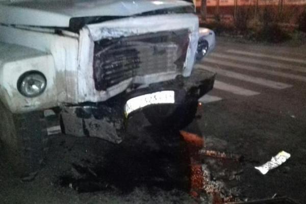 В Запорожской области в ДТП погибли 2 человека В Запорожской области в ДТП погибли 2 человека