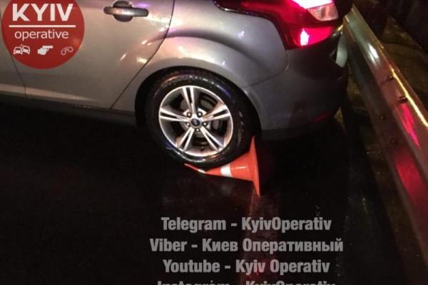 В Киеве на месте оформления ДТП произошла новая авария, есть пострадавшие В Киеве на месте оформления ДТП произошла новая авария, есть пострадавшие