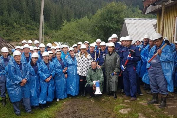 "Интер" снимает реалити-шоу с кумой Путина и опальной Лорак "Интер" снимает реалити-шоу с кумой Путина и опальной Лорак