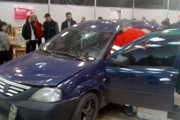 По Харькову ездят водители "под кайфом": авто залетают даже в магазины По Харькову ездят водители "под кайфом": авто залетают даже в магазины