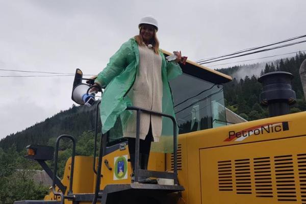 "Интер" снимает реалити-шоу с кумой Путина и опальной Лорак "Интер" снимает реалити-шоу с кумой Путина и опальной Лорак