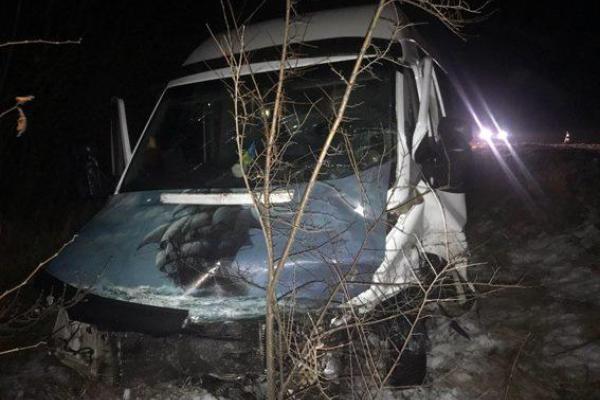 На Харьковщине в результате аварии пострадали 7 человек На Харьковщине в результате аварии пострадали 7 человек
