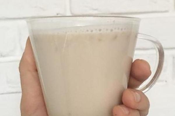 Ведущая «Зважених та щасливих» Анита Луценко рассказала, что ест на завтрак Ведущая «Зважених та щасливих» Анита Луценко рассказала, что ест на завтрак