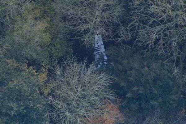 В небе над Великобританией столкнулись самолет и вертолет В небе над Великобританией столкнулись самолет и вертолет