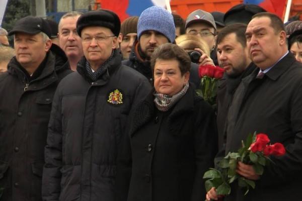 Плотницкий и Пушилин отметили "День народного единства" в России: появились фото Плотницкий и Пушилин отметили "День народного единства" в России: появились фото