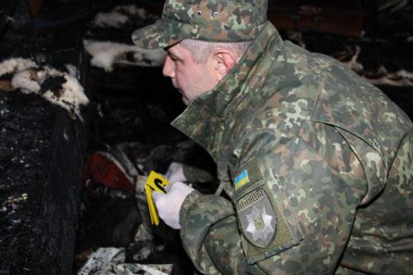 В Виннице в многоэтажке прогремел взрыв, погиб молодой мужчина В Виннице в многоэтажке прогремел взрыв, погиб молодой мужчина