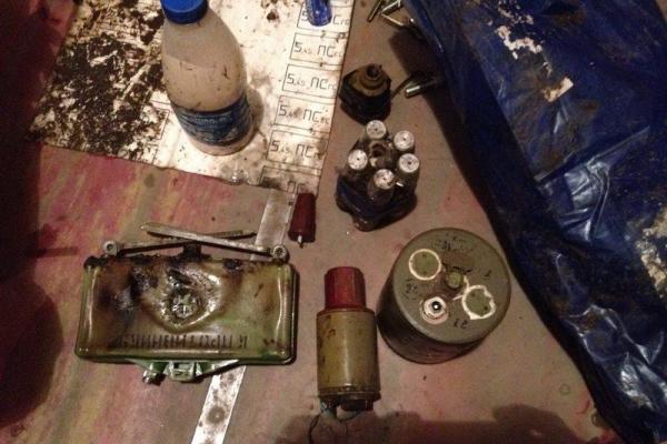 В зоне АТО обнаружен заминированный тайник с российским оружием В зоне АТО обнаружен заминированный тайник с российским оружием