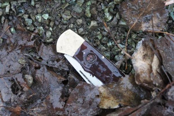 В центре Северодонецка двое мужчин напали с ножом на полицейских