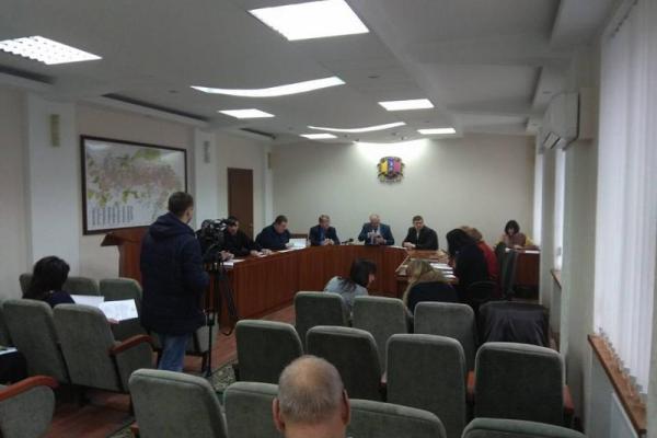 В Новый год - с новыми тарифами: в Лисичанске снова подорожал проезд в маршрутках В Новый год - с новыми тарифами: в Лисичанске снова подорожал проезд в маршрутках