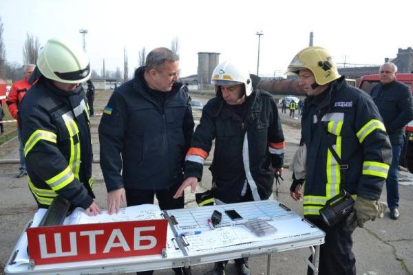 В Одессе горит железнодорожная станция