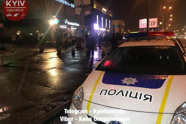 В столичной пиццерии парень сделал себе укол и умер В столичной пиццерии парень сделал себе укол и умер