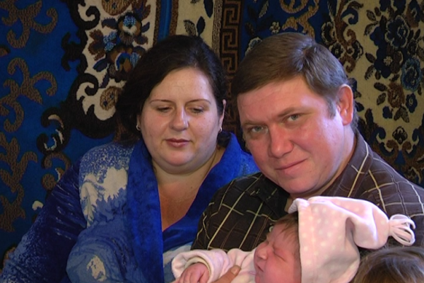 В Запорожской области родился ребенок-"великан" В Запорожской области родился ребенок-"великан"