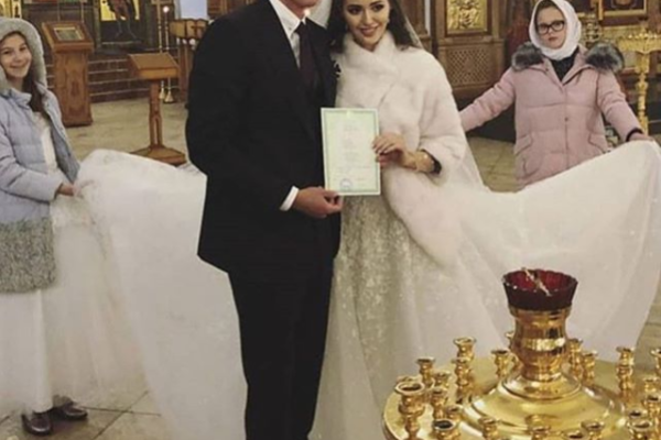 Бывший муж Бузовой обвенчался с новой женой Бывший муж Бузовой обвенчался с новой женой