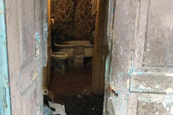 В Волновахе правоохранители обнаружили в наркопритоне полуторагодовалого ребенка В Волновахе правоохранители обнаружили в наркопритоне полуторагодовалого ребенка