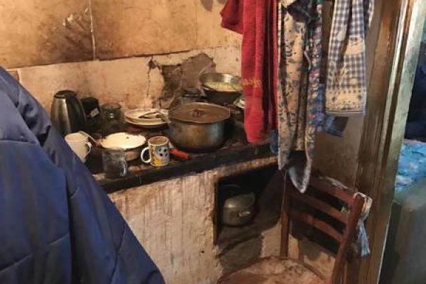 В Волновахе правоохранители обнаружили в наркопритоне полуторагодовалого ребенка В Волновахе правоохранители обнаружили в наркопритоне полуторагодовалого ребенка