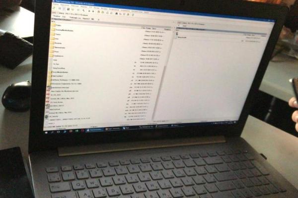 В Киеве киберполиция разоблачила мужчину, который пытался продать клиентскую базу компании В Киеве киберполиция разоблачила мужчину, который пытался продать клиентскую базу компании