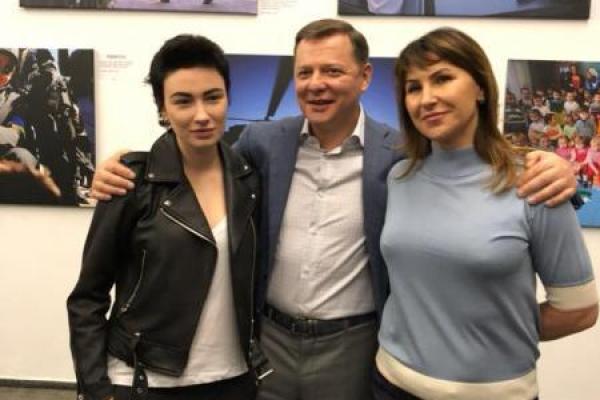Скандал с агитационным роликом Порошенко: известная певица со слезами на глазах заявила, что ее подло обманули Скандал с агитационным роликом Порошенко: известная певица со слезами на глазах заявила, что ее подло обманули