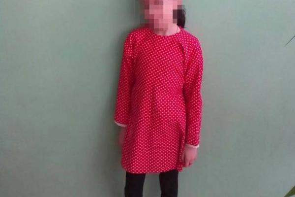 В Киеве горе-мамаша из ОРДЛО на полтора месяца бросила 9-летнюю дочь одну В Киеве горе-мамаша из ОРДЛО на полтора месяца бросила 9-летнюю дочь одну