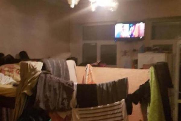 В Киеве горе-мамаша из ОРДЛО на полтора месяца бросила 9-летнюю дочь одну В Киеве горе-мамаша из ОРДЛО на полтора месяца бросила 9-летнюю дочь одну