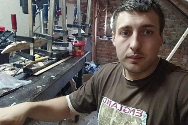 «Собирал в гараже»: спортсмену пришлось самому делать сани, чтобы представить Украину на Олимпиаде-2018 «Собирал в гараже»: спортсмену пришлось самому делать сани, чтобы представить Украину на Олимпиаде-2018