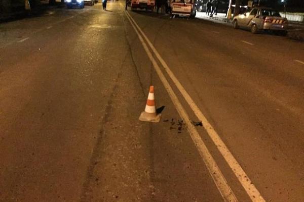 ДТП в Ужгороде: трое иностранцев погибли, еще один в реанимации ДТП в Ужгороде: трое иностранцев погибли, еще один в реанимации