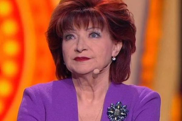 Елена Степаненко шокировала поклонников болезненным видом Елена Степаненко шокировала поклонников болезненным видом