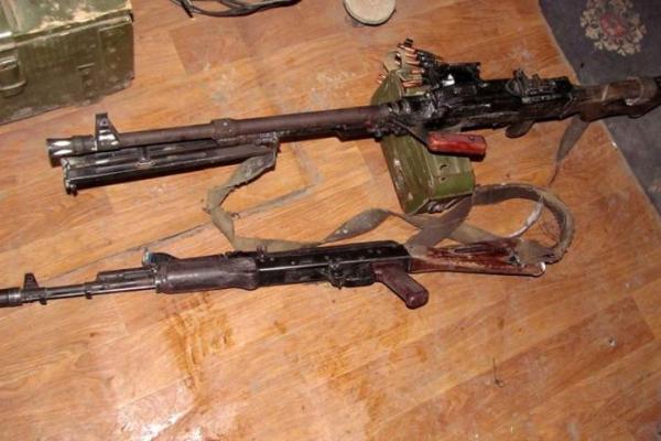 Один убит, остальные сбежали: боевики из "полка алконавтов" пытались прорвать оборону сил АТО Один убит, остальные сбежали: боевики из "полка алконавтов" пытались прорвать оборону сил АТО