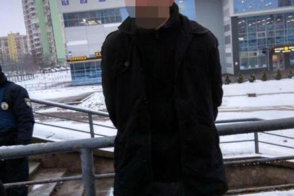 В Киеве подорвали полицейских: подробности В Киеве подорвали полицейских: подробности