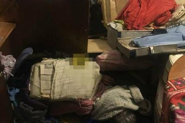 В Ирпене убили пожилую супружескую пару В Ирпене убили пожилую супружескую пару