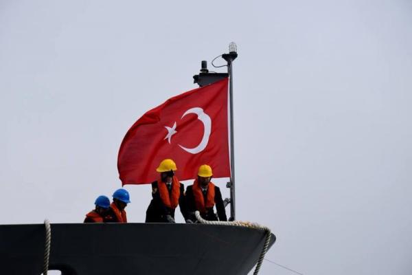 В порт Одессы зашли турецкие военные корабли В порт Одессы зашли турецкие военные корабли